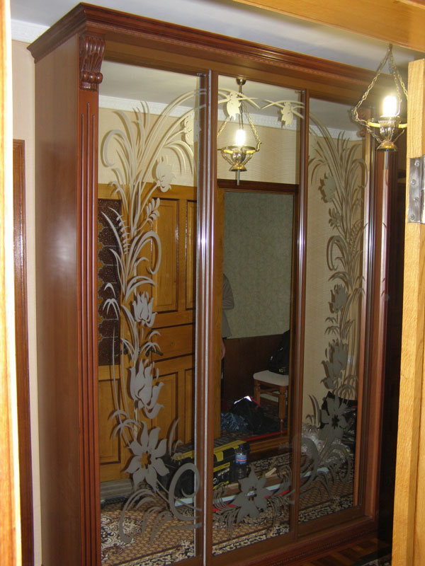 Классический шкаф